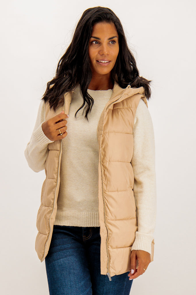 Tate Sesame Hooded Short Puffer Gilet