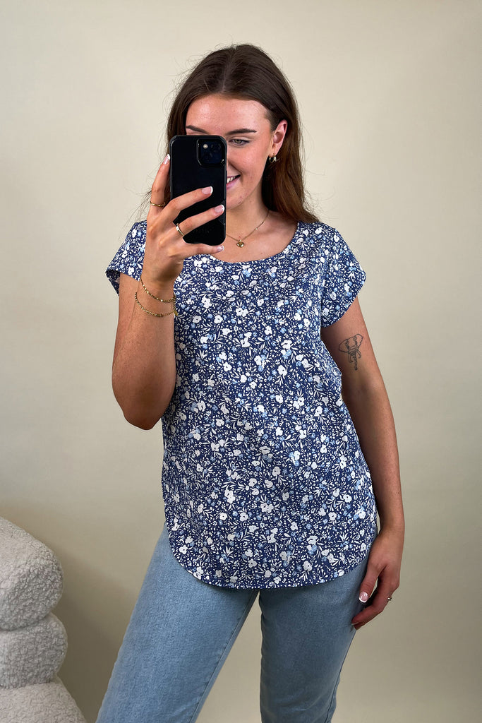 Nova Skipper Blue Floral Print Top