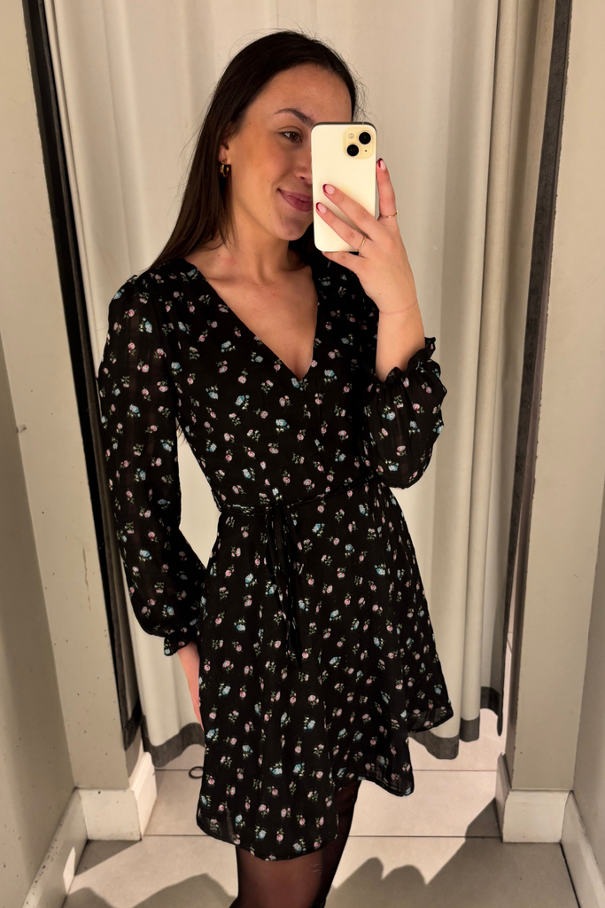 Soroya Black Floral Short Dress