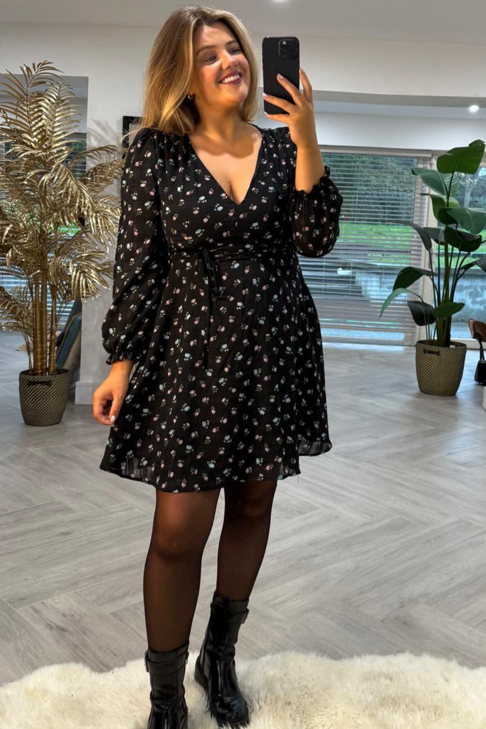 Soroya Black Floral Short Dress