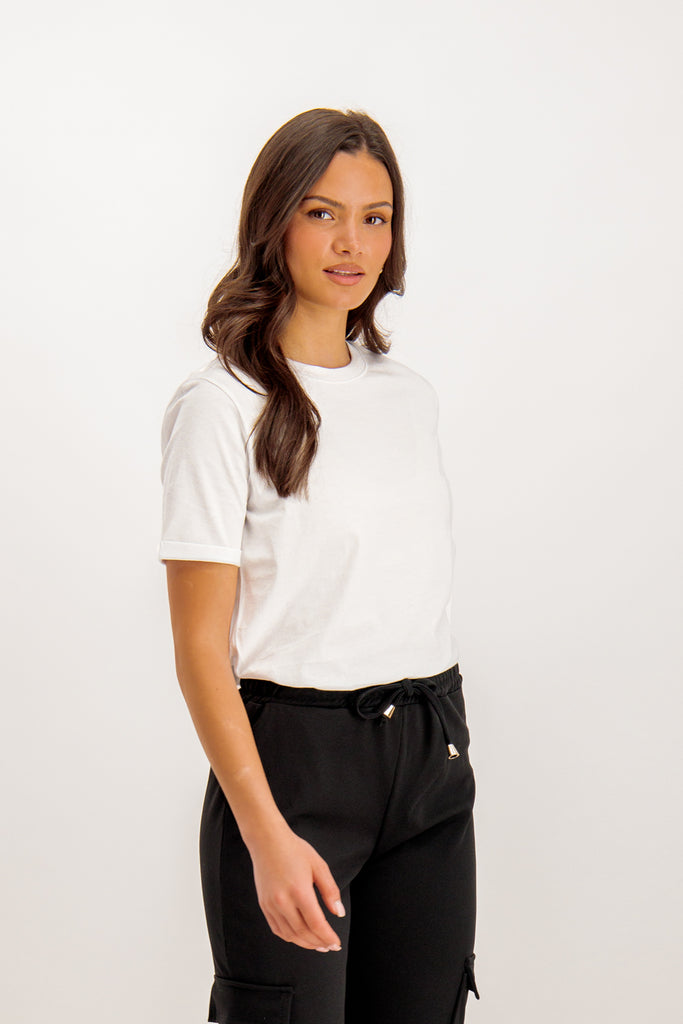 Ria Solid Tee In White
