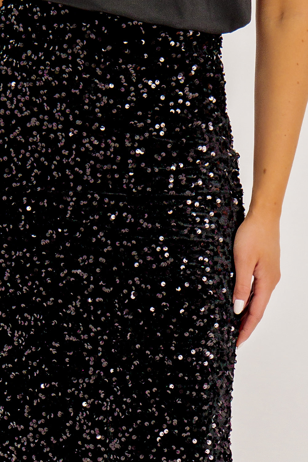 Warehouse black hotsell velvet sequin skirt