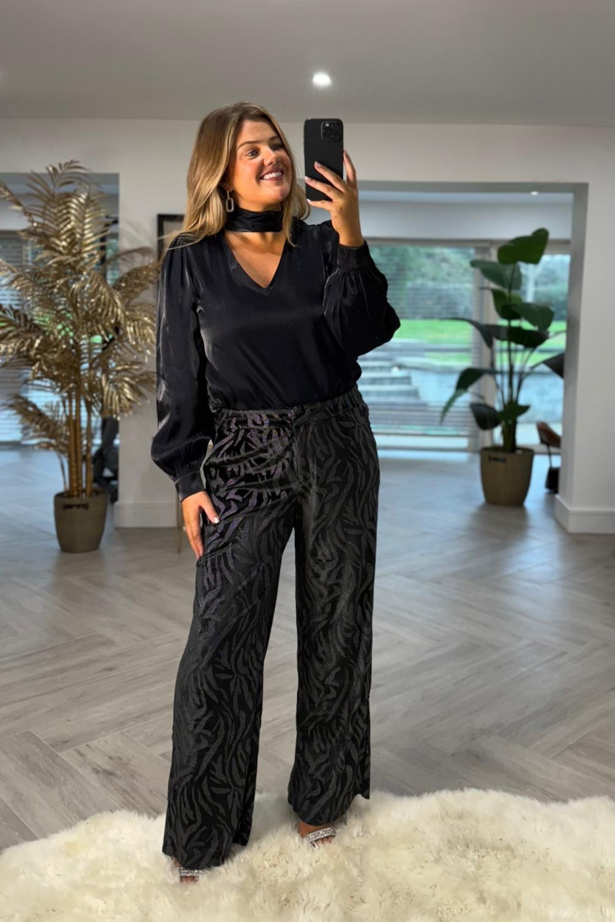 Essa Black Lurex Top