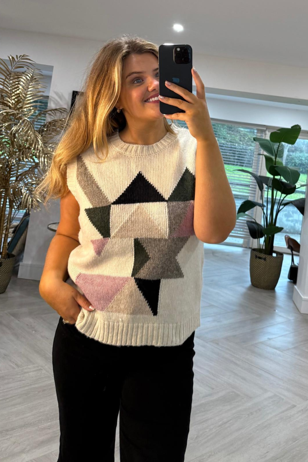 Mets Cream Jacquard Knitted Vest