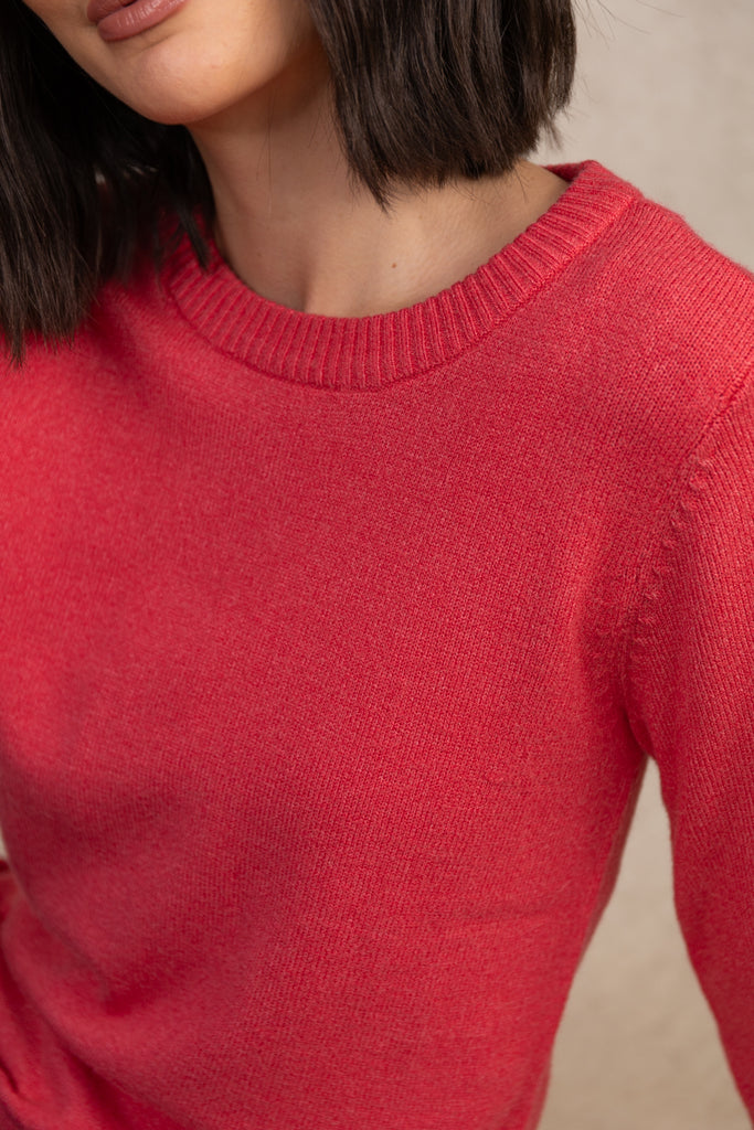 Viril Coral Red O-Neck Knit