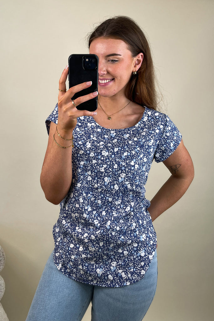 Nova Skipper Blue Floral Print Top