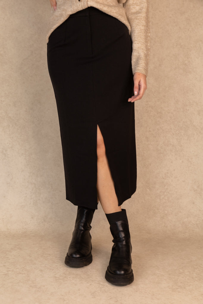 Varone High Waisted Black Skirt