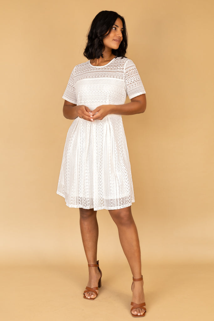 Honey White Lace Pleated Short Sleeve Dress